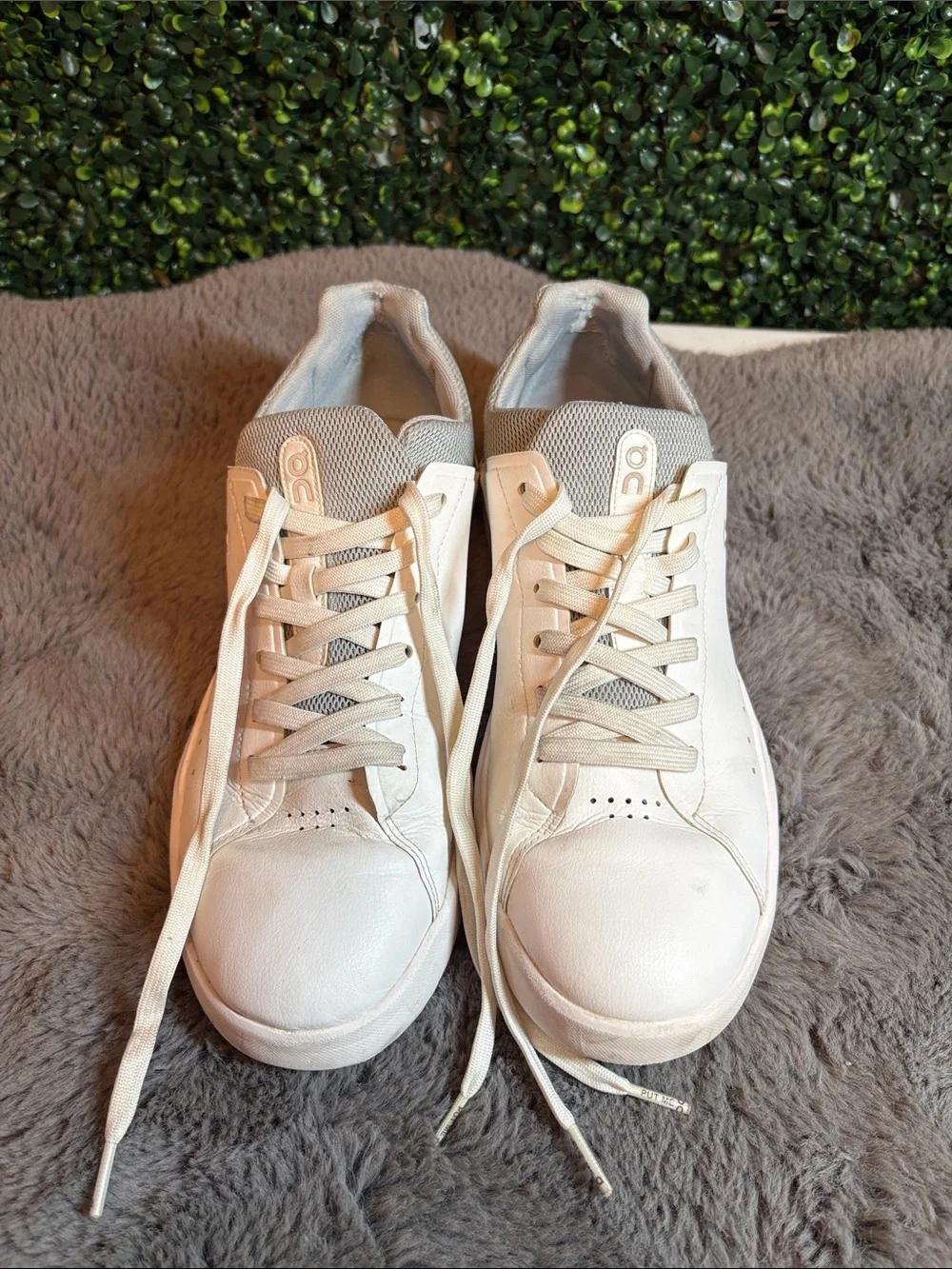 On Cloud On The Roger Advantage Sneakers Size 9.5